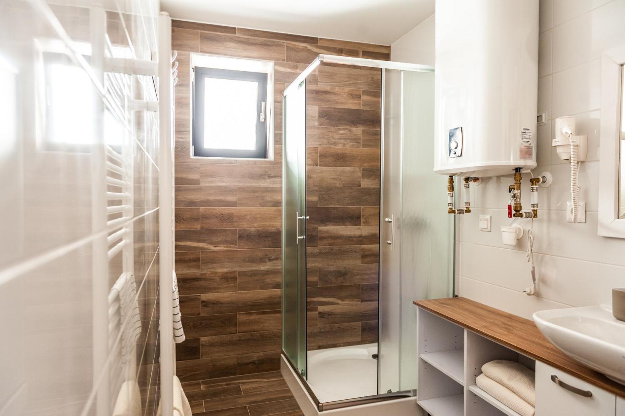 Apartmany Besen Bešeňová Buitenkant foto