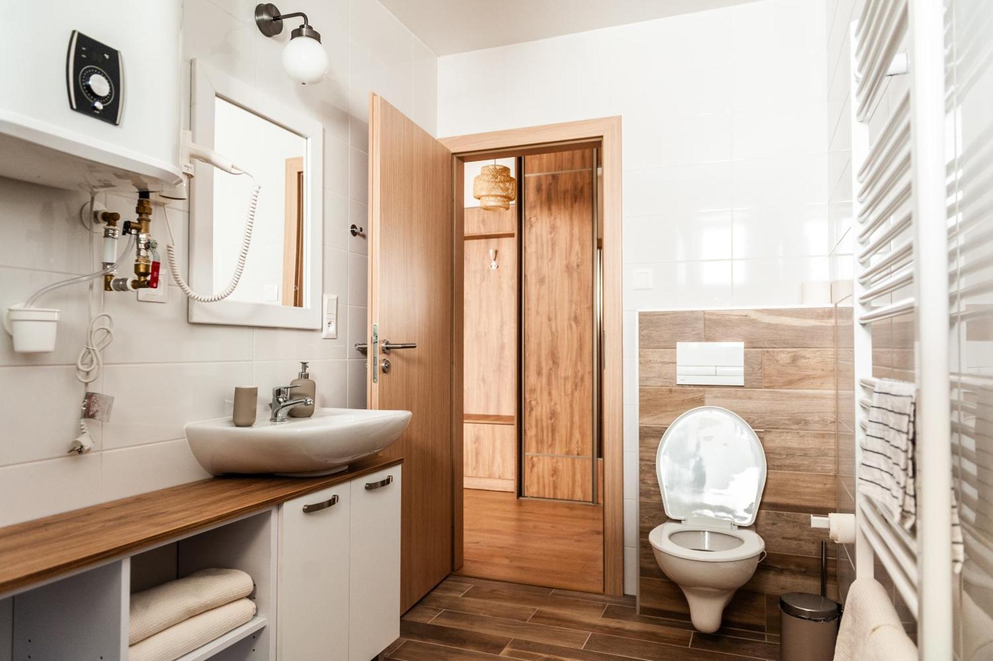 Apartmany Besen Bešeňová Buitenkant foto