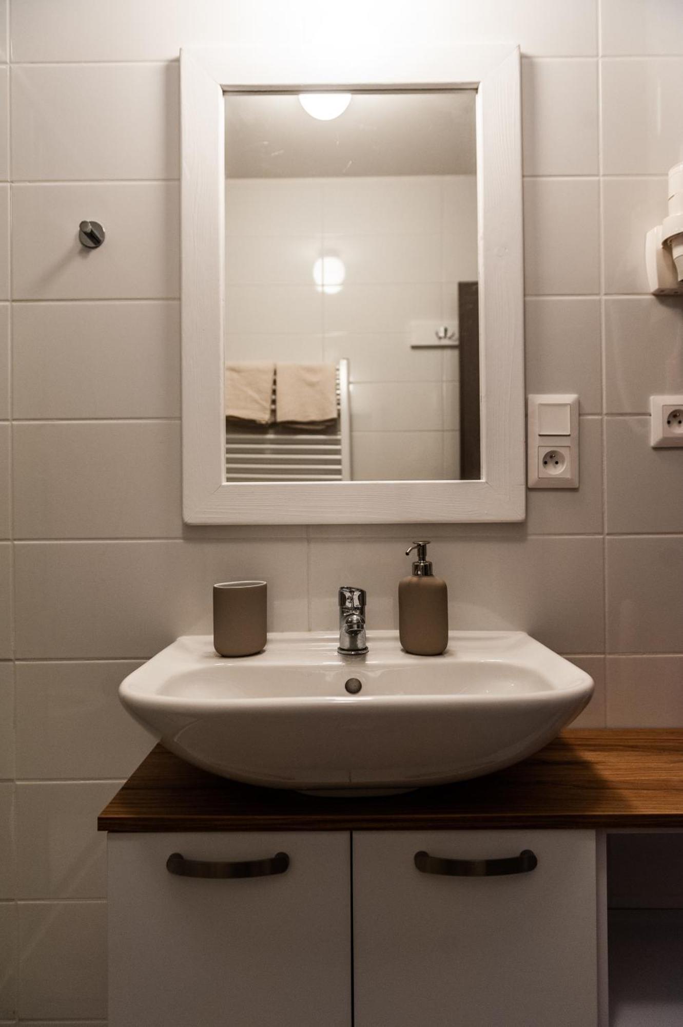 Apartmany Besen Bešeňová Buitenkant foto