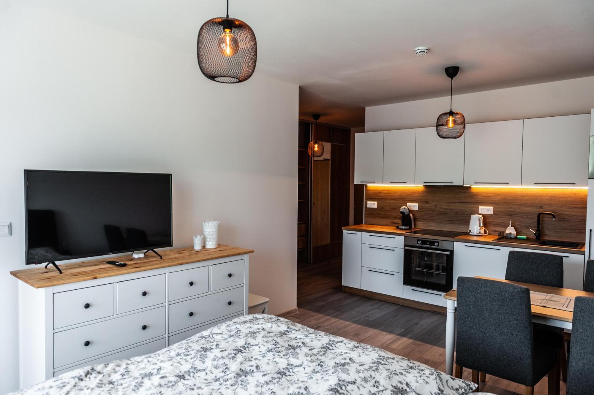 Apartmany Besen Bešeňová Buitenkant foto