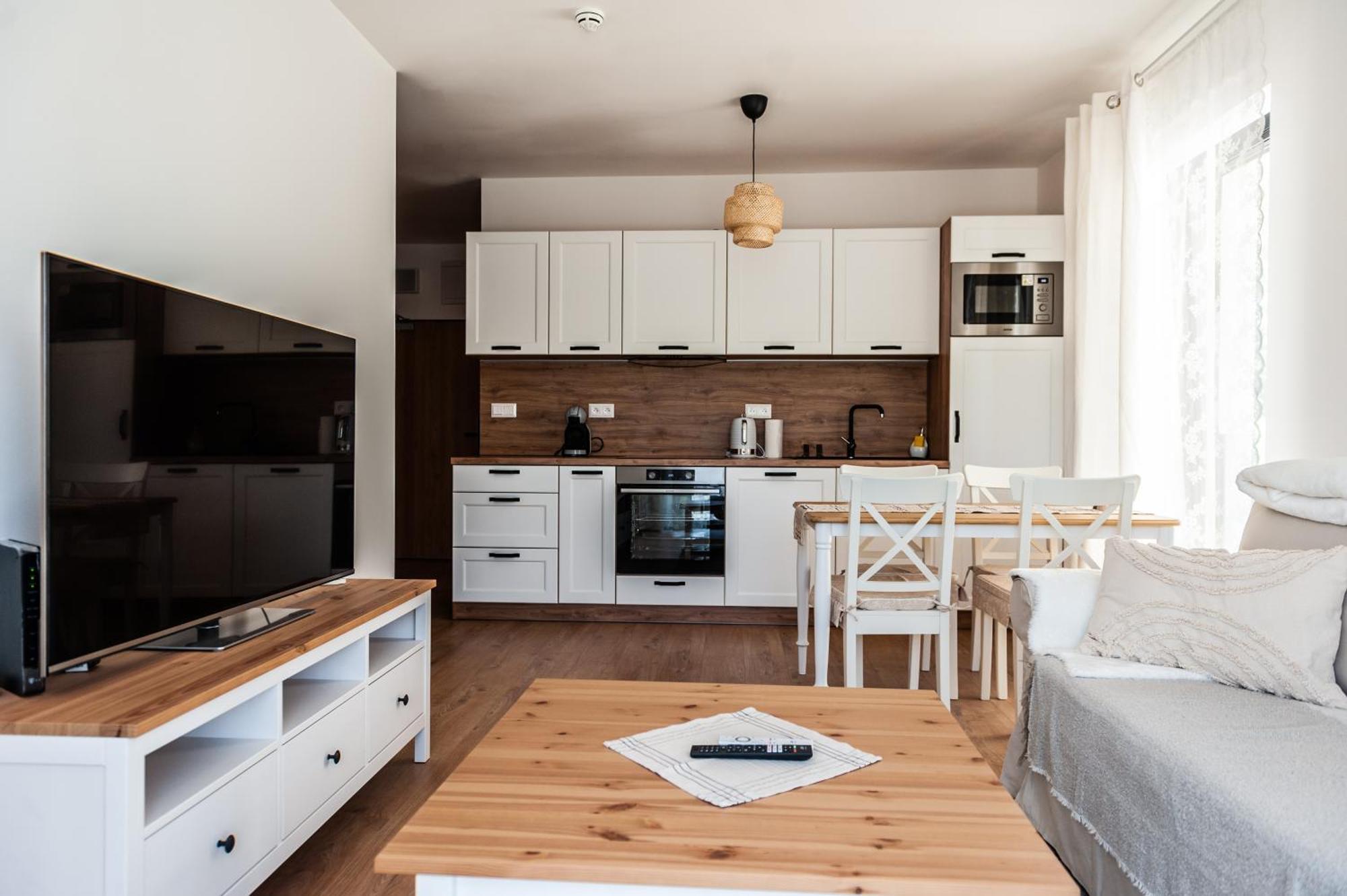 Apartmany Besen Bešeňová Buitenkant foto
