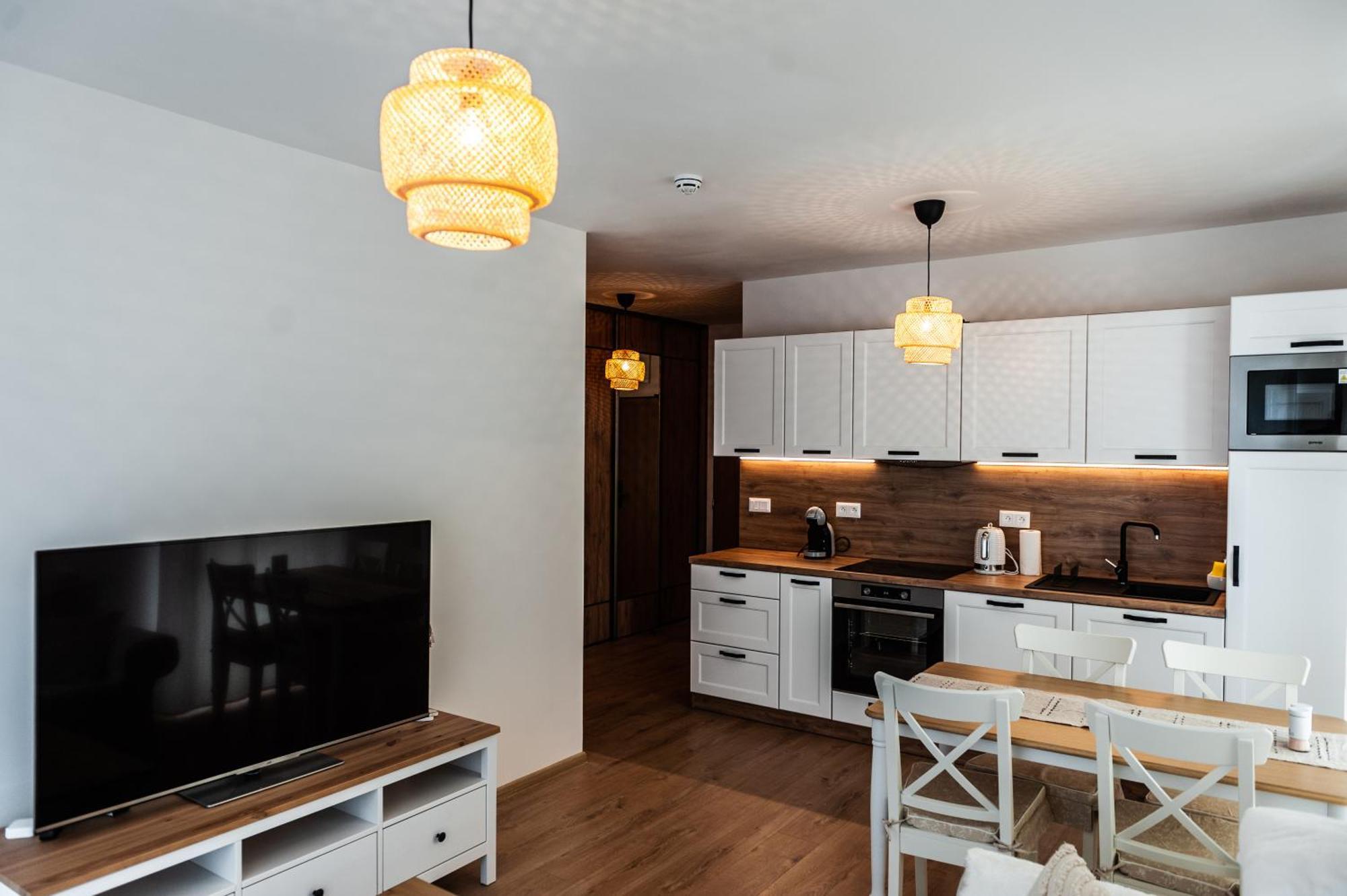 Apartmany Besen Bešeňová Buitenkant foto
