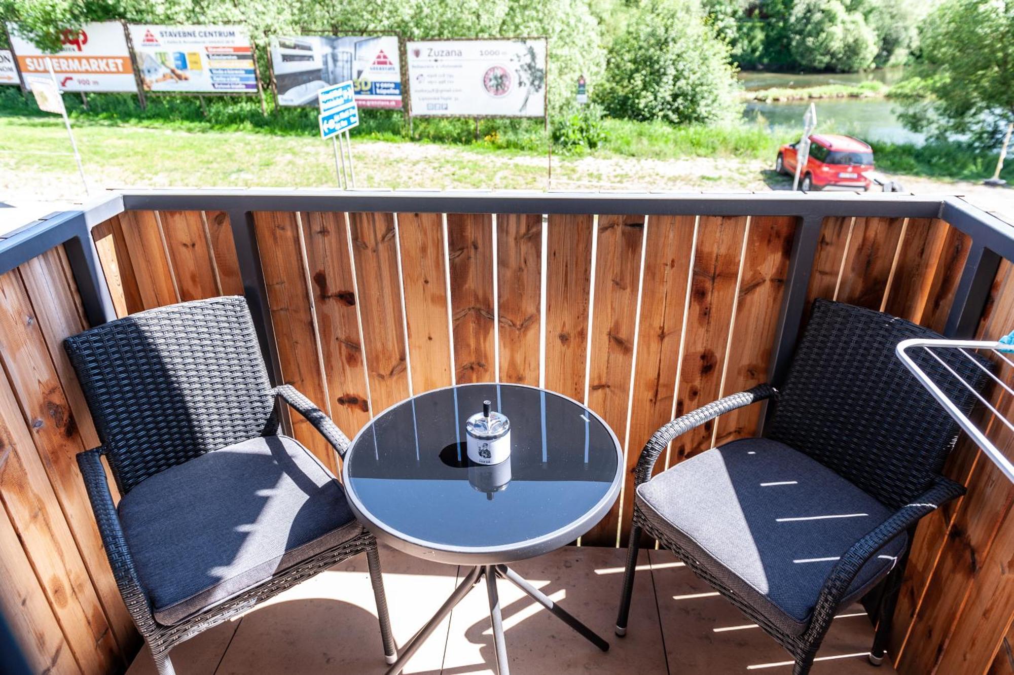 Apartmany Besen Bešeňová Buitenkant foto